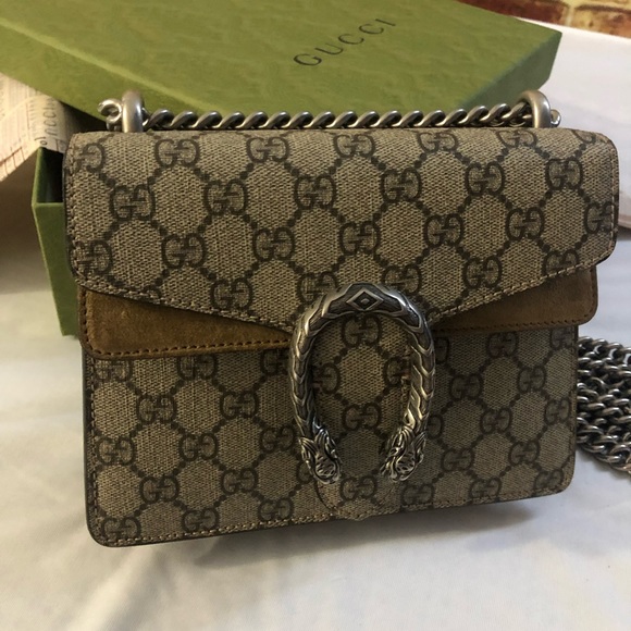 Authentic Gucci Cross Body! In excellent condition. No stains or spots on suede. - Picture 3 of 4